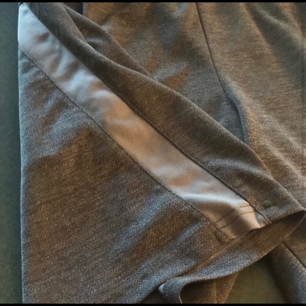 2 Pairs of Athletic/Basketball Shorts - Picture 6 of 7